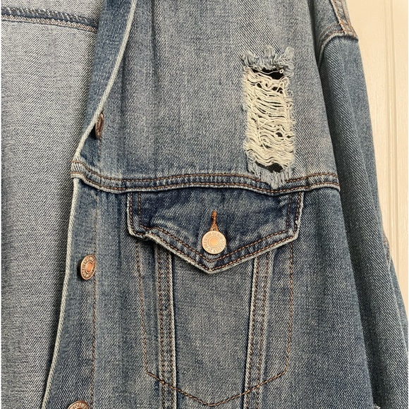Forever 21 oversized jean jacket with distressing - Picture 4 of 4